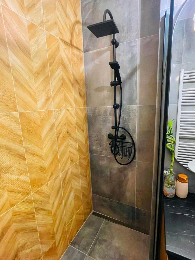 Botanic Nest Panoramic Studio Букурещ Екстериор снимка
