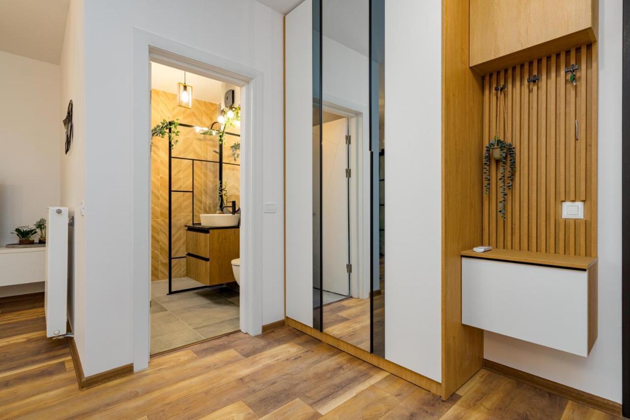 Botanic Nest Panoramic Studio Букурещ Екстериор снимка